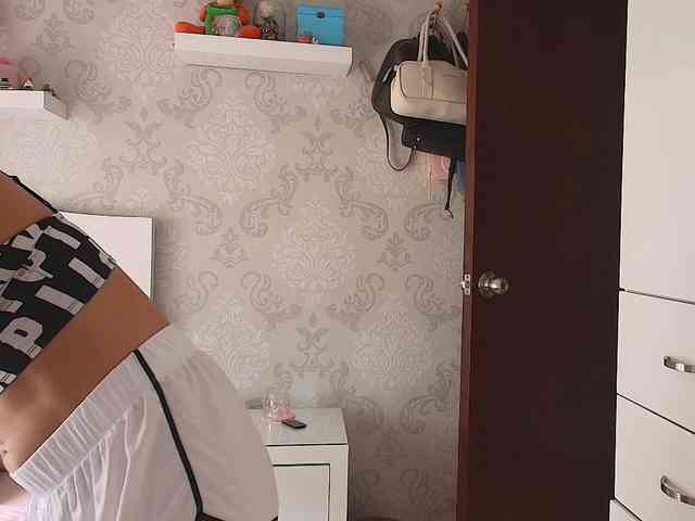 SallyeLeins webcam