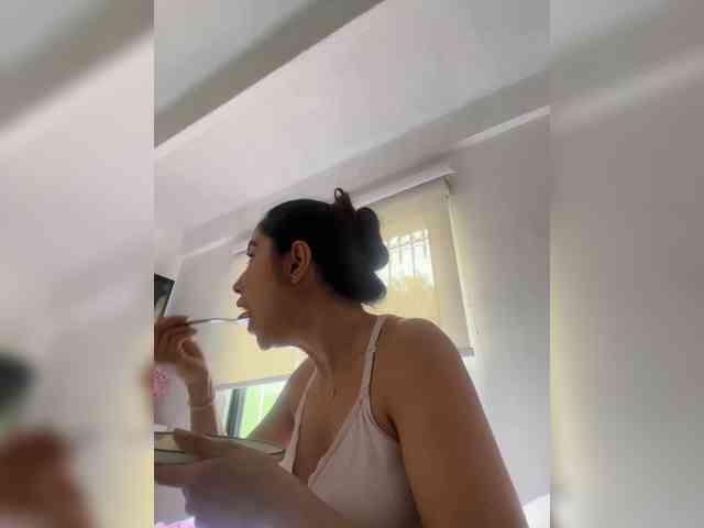 SallyeLeins Sex Cam Show