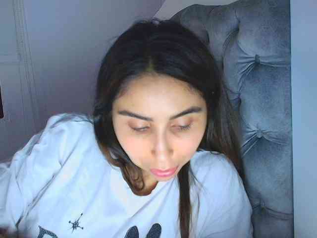 SallyeLeins webcam