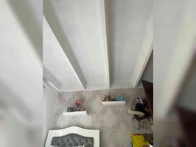 SallyeLeins webcam