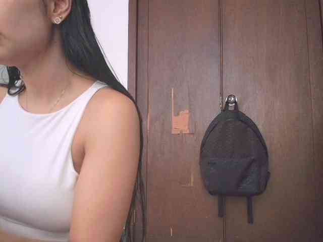 SallyeLeins webcam