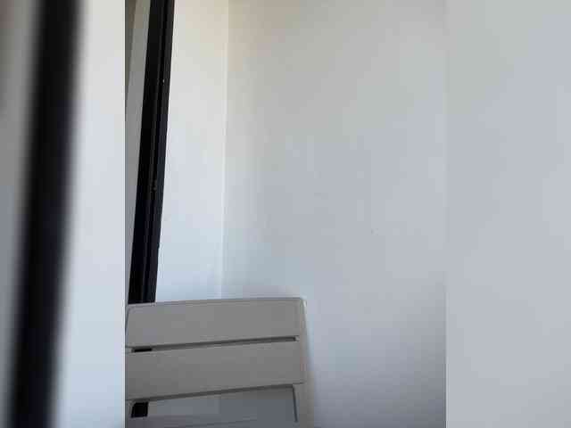 SallyeLeins webcam
