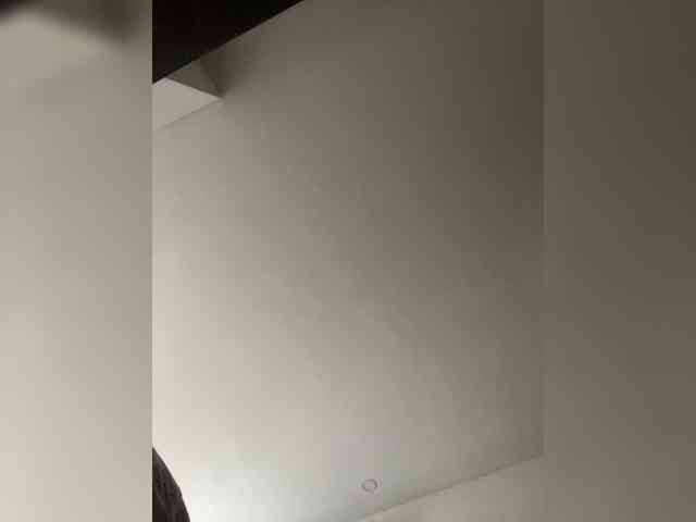 SallyeLeins webcam
