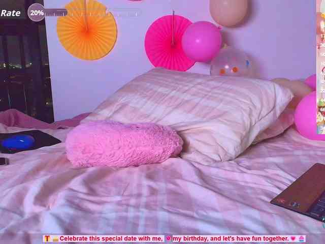 SallyeLeins webcam