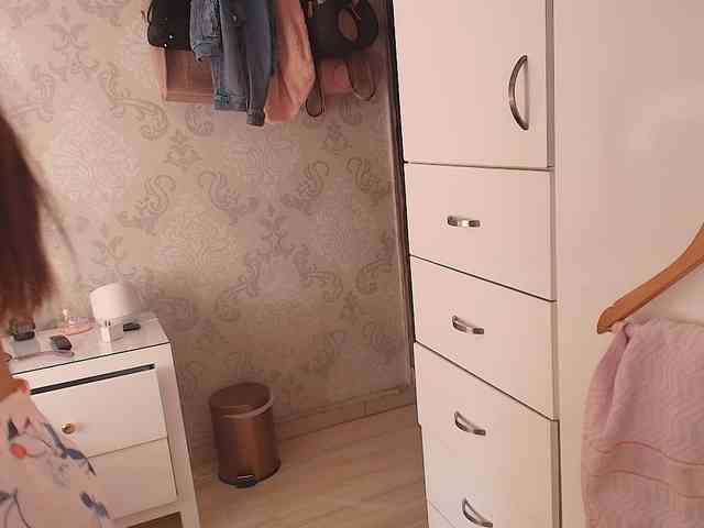 SallyeLeins webcam