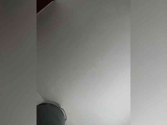 SallyeLeins webcam