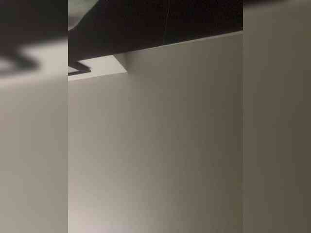 SallyeLeins webcam