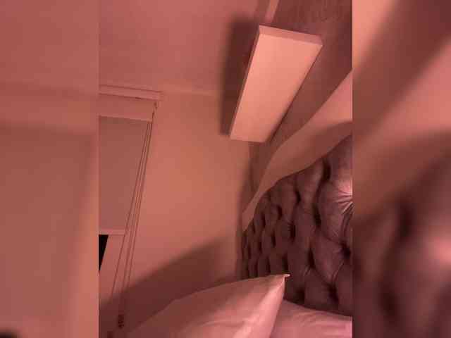 SallyeLeins webcam