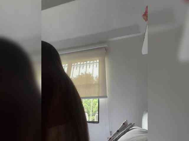 SallyeLeins webcam