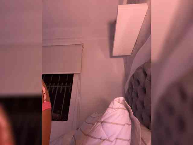 SallyeLeins webcam