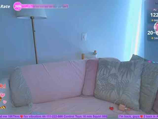 SallyeLeins webcam