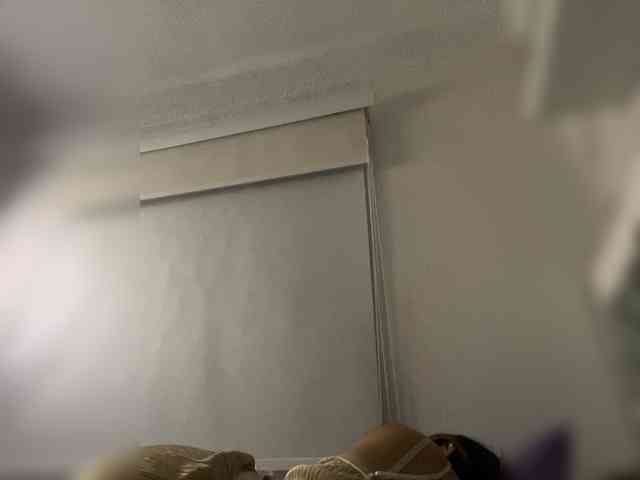 SallyeLeins webcam