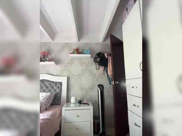 Modelo: SallyeLeins