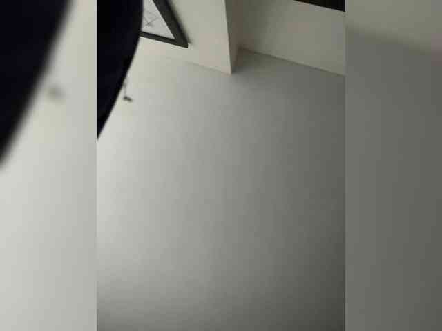 SallyeLeins webcam