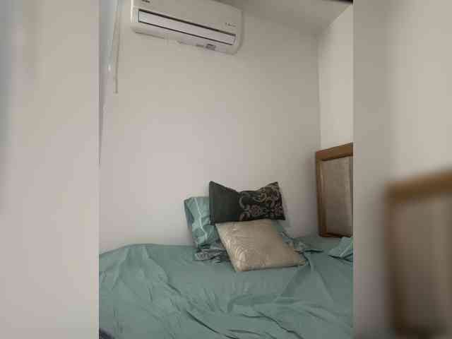 SallyeLeins webcam