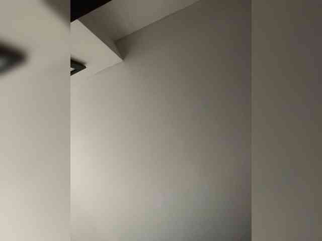 SallyeLeins webcam