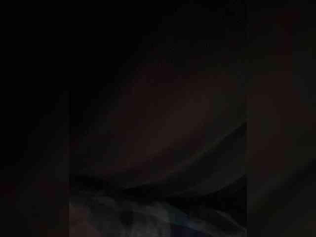 SallyeLeins webcam