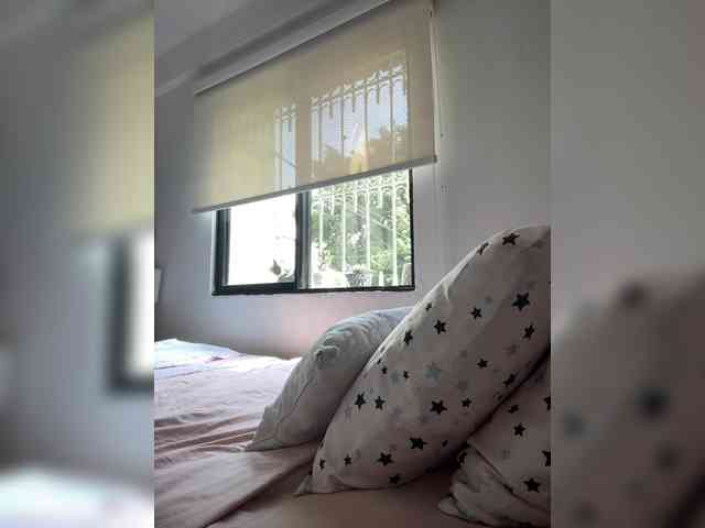 SallyeLeins webcam