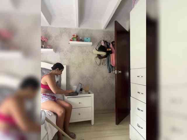 Modelo: SallyeLeins