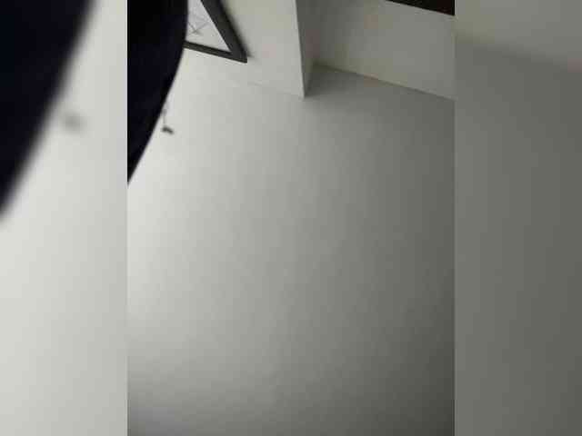 SallyeLeins webcam