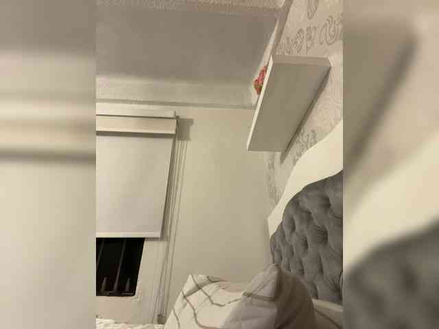 SallyeLeins webcam