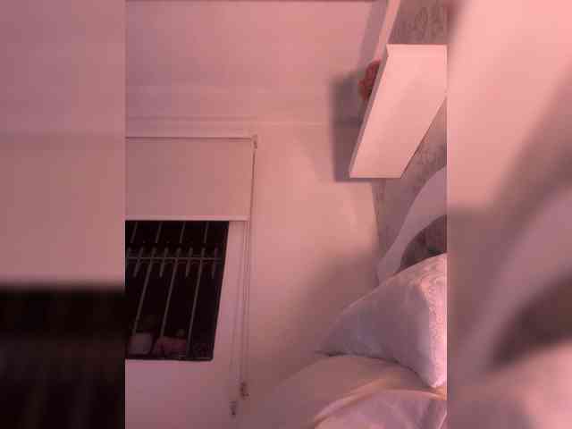 SallyeLeins webcam
