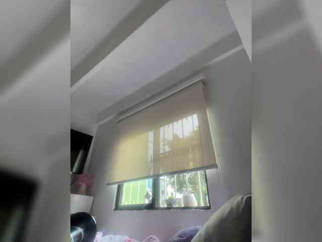 SallyeLeins webcam