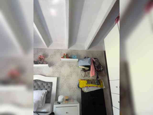 SallyeLeins webcam