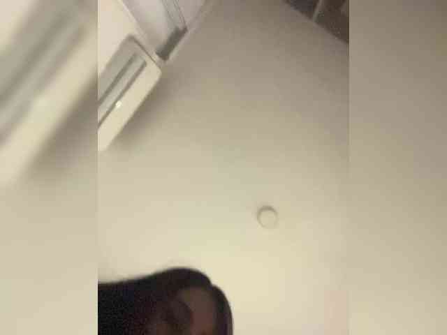 SallyeLeins webcam