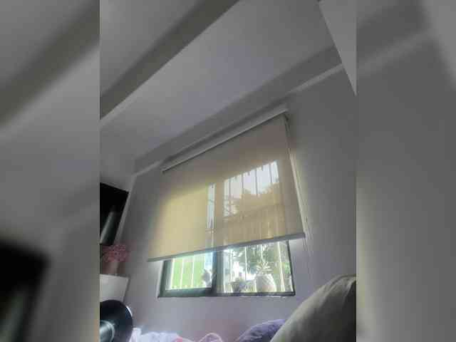 SallyeLeins webcam
