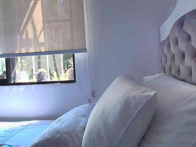SallyeLeins webcam