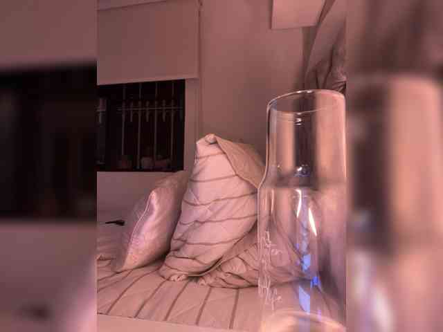 SallyeLeins webcam