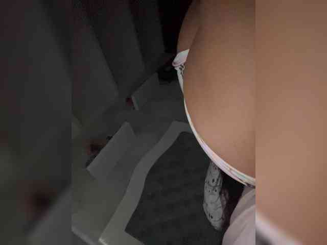 SallyeLeins webcam