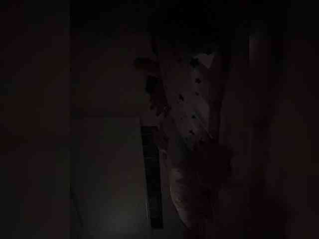 SallyeLeins webcam