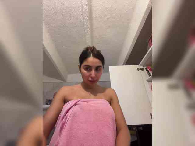 SallyeLeins webcam