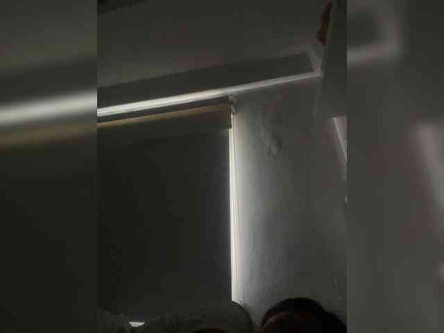 Live stream of SallyeLeins