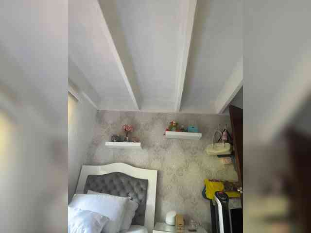 SallyeLeins webcam