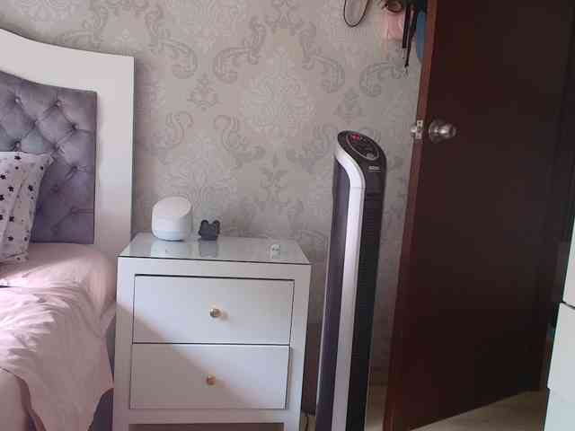 SallyeLeins webcam