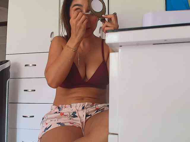 SallyeLeins webcam