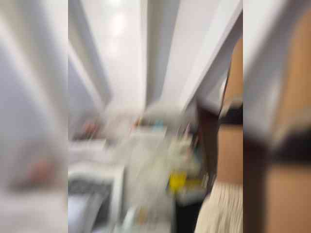 SallyeLeins webcam