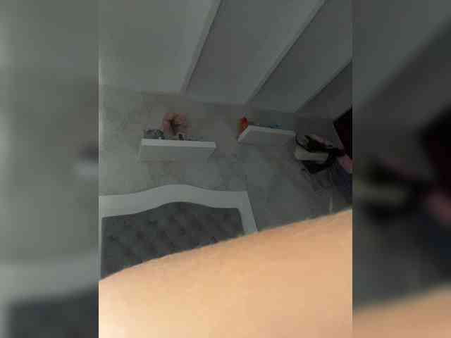 SallyeLeins webcam