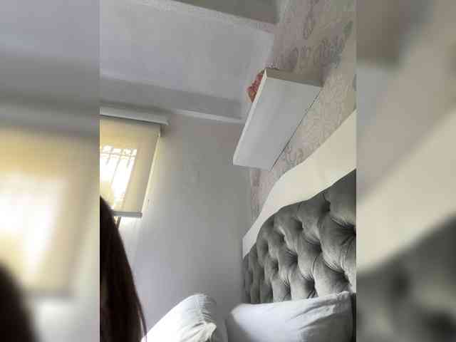 SallyeLeins webcam
