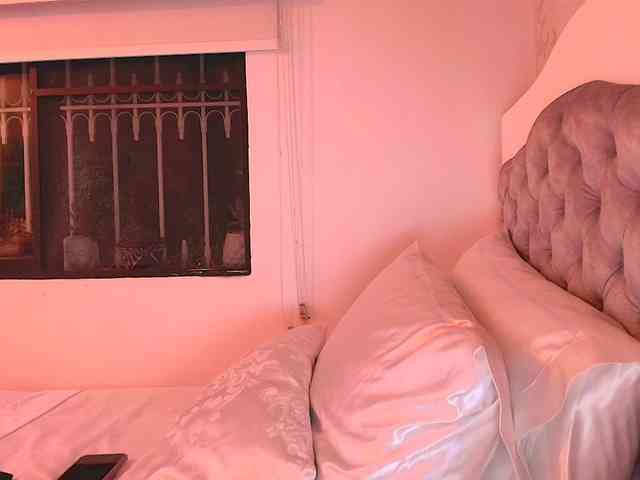 SallyeLeins webcam