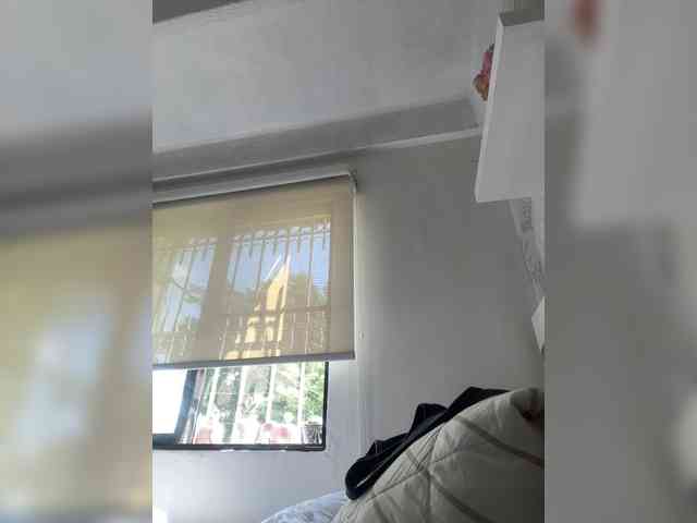 SallyeLeins webcam