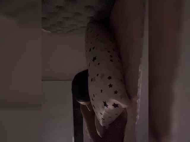 SallyeLeins webcam