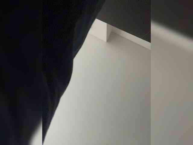 SallyeLeins webcam