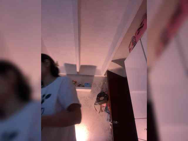 SallyeLeins webcam
