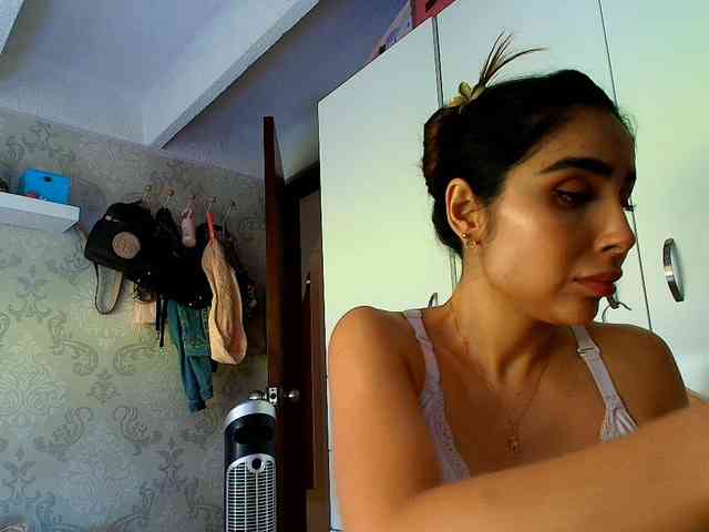 SallyeLeins webcam