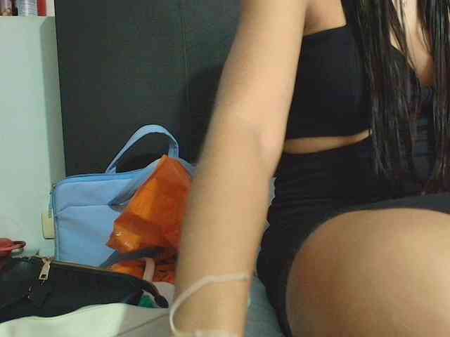 SallyeLeins webcam