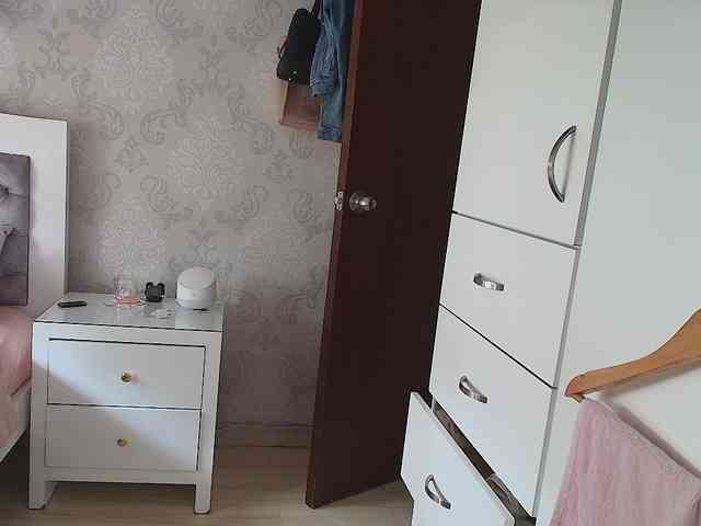 SallyeLeins webcam